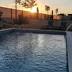 Sundowner Vila