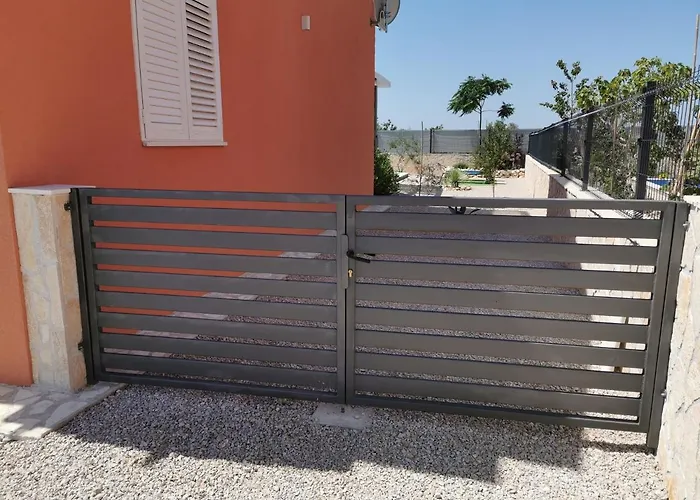 Sundowner שיבניק