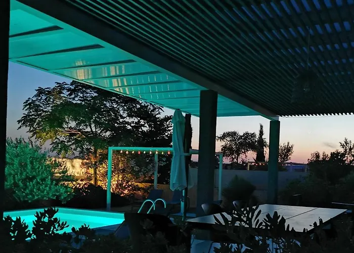 Sundowner וילה שיבניק